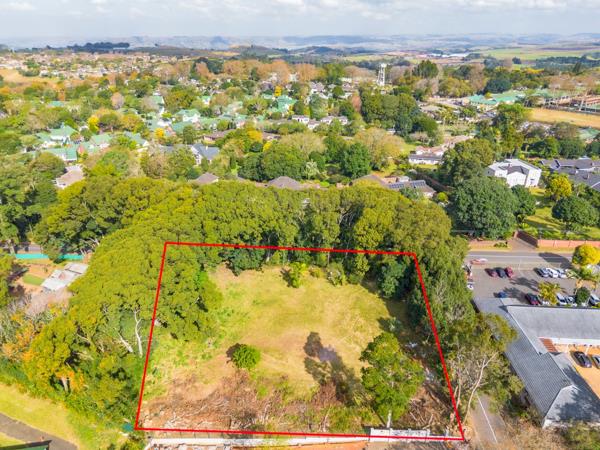 3 840 m² Land