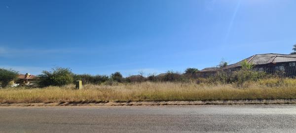 920 m² Land