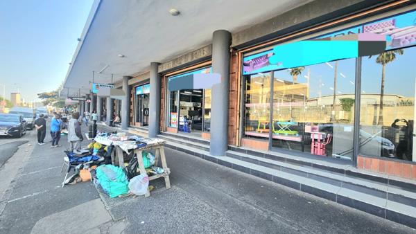 240  m² Retail Space