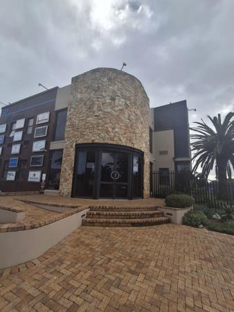 67  m² Commercial space