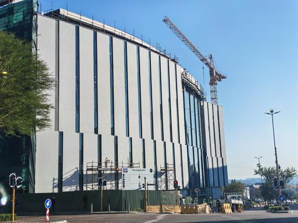 1 697 m² Commercial space