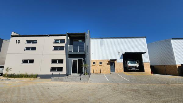 654  m² Industrial space