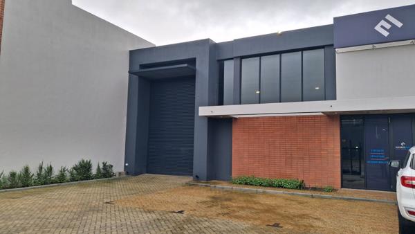 280  m² Industrial space