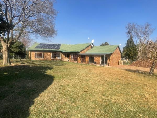 1 101 m² Smallholding