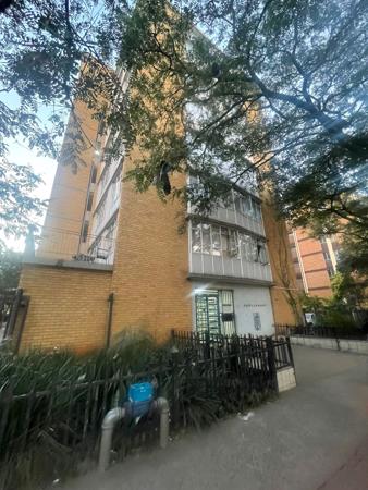 3.5 Bedroom Apartment