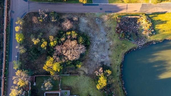 3 190 m² Land