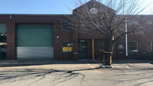 360  m² Industrial space