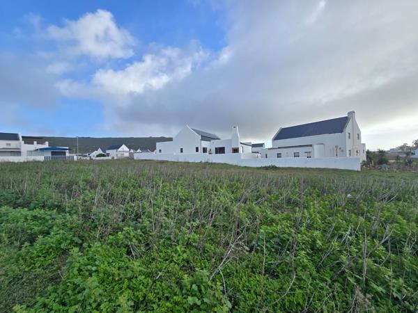 484 m² Land