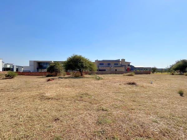 1 141 m² Land