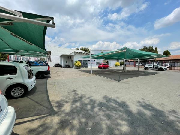 100  m² Commercial space