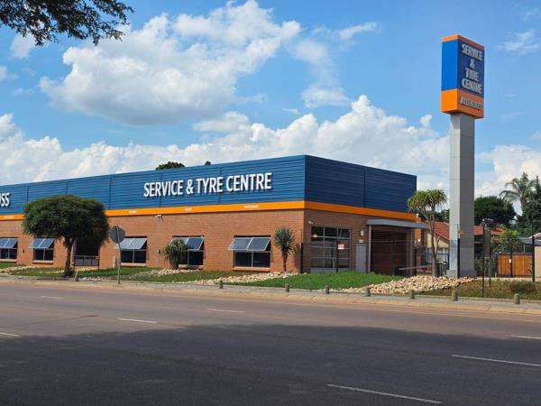 2 336 m² Commercial space