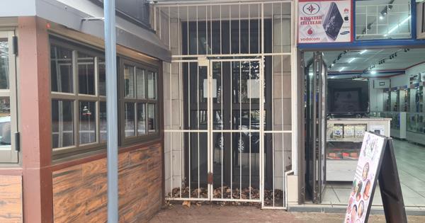 450  m² Retail Space