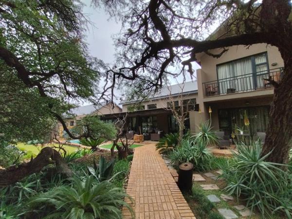 700  m² Commercial space