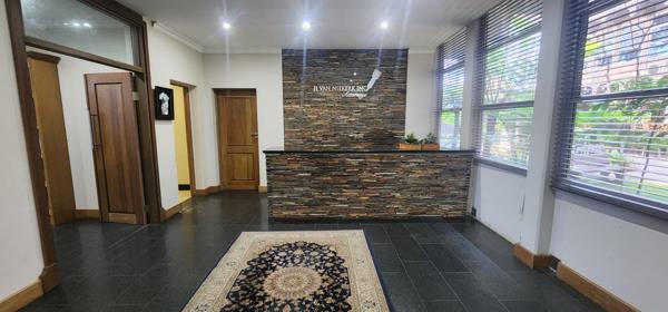 149  m² Commercial space