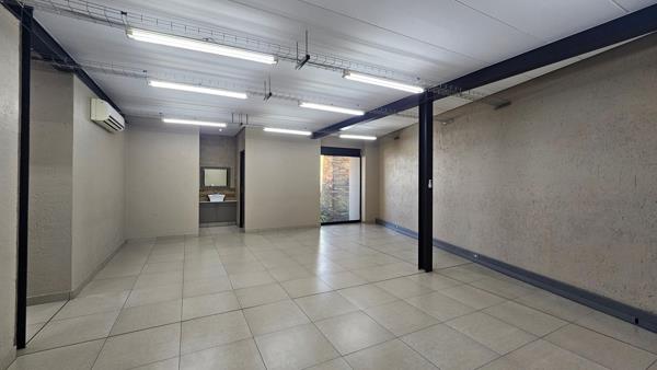 265  m² Office Space