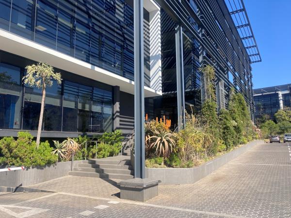 441.3  m² Commercial space