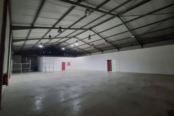 567  m² Industrial space