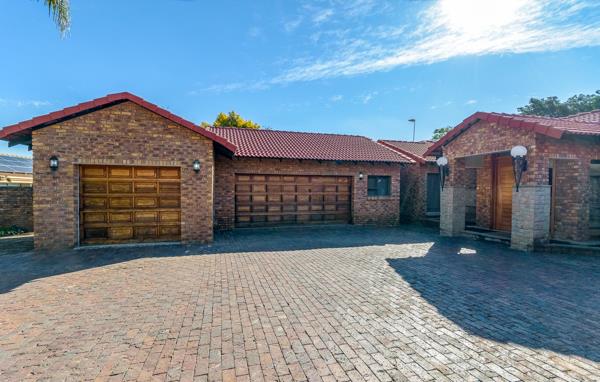 779  m² Commercial space