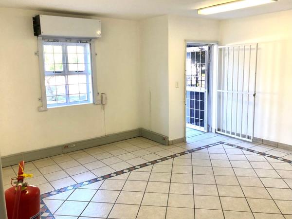 438  m² Industrial space