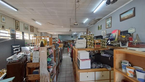 507  m² Commercial space