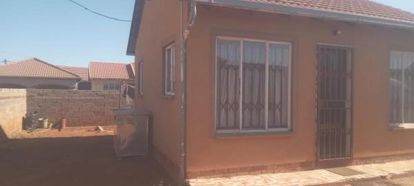 2 Bedroom House