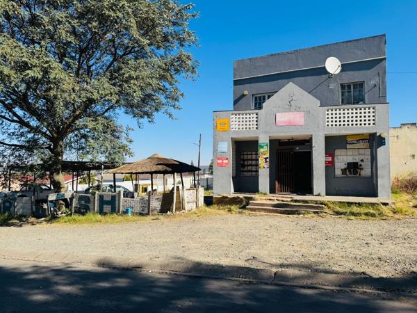 768  m² Commercial space