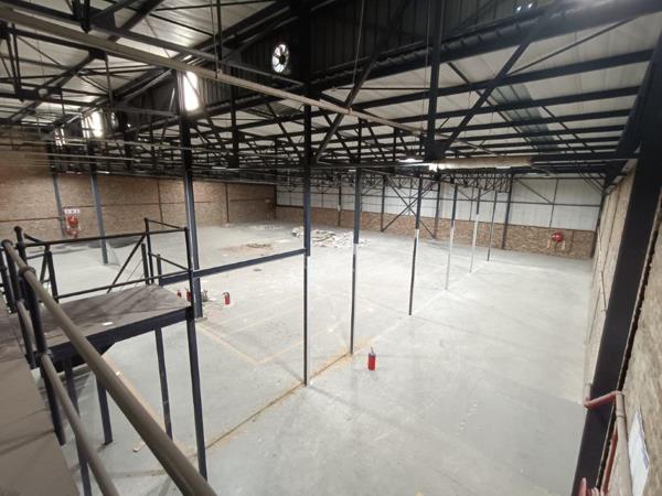 1 513  m² Industrial space