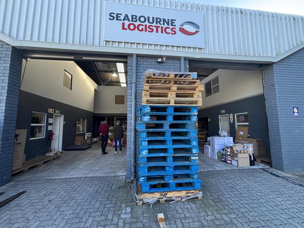 280  m² Industrial space