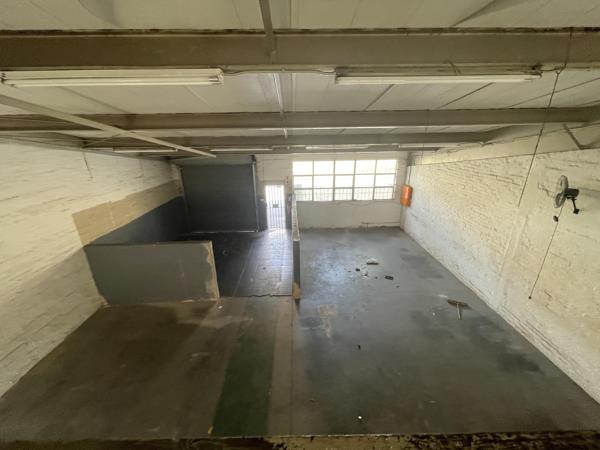 185  m² Industrial space