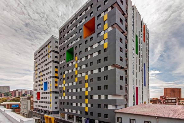 300 m² Retail Space