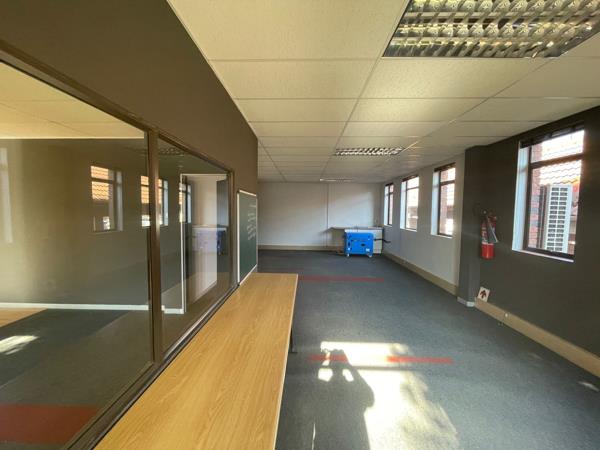 116.8  m² Commercial space