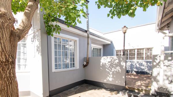 1 Bedroom Garden Cottage