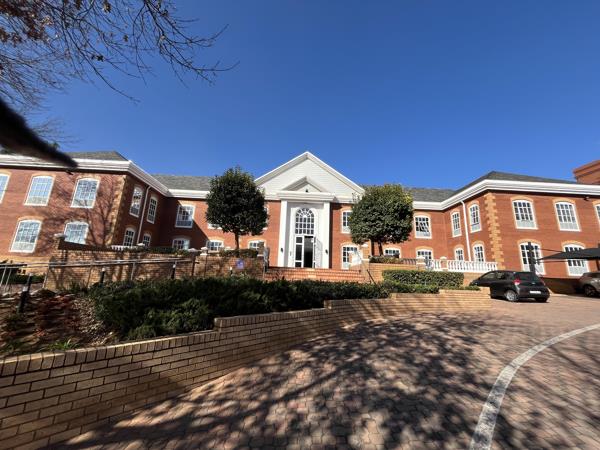 338  m² Commercial space