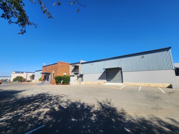 2 310  m² Industrial space