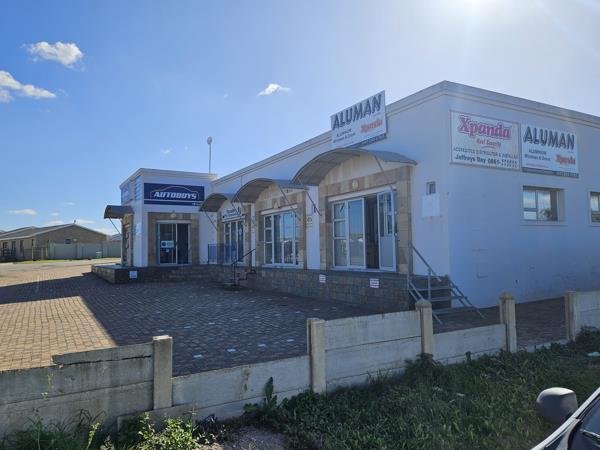 173  m² Retail Space