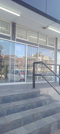 160  m² Retail Space