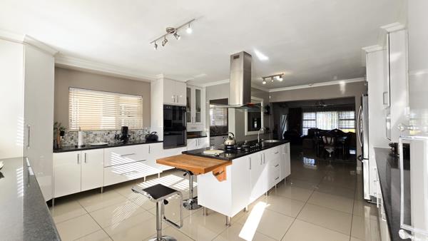 7 Bedroom House