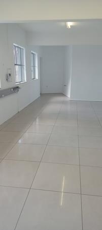 138  m² Retail Space