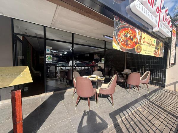 136  m² Retail Space