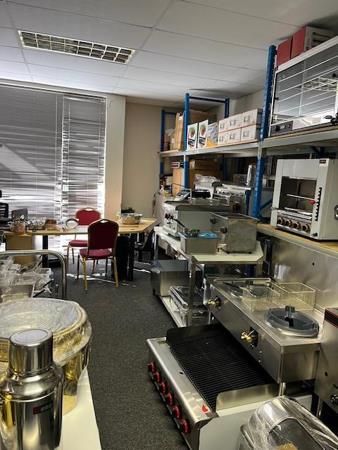 194  m² Industrial space