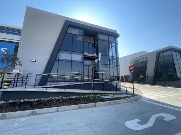 2 250  m² Industrial space