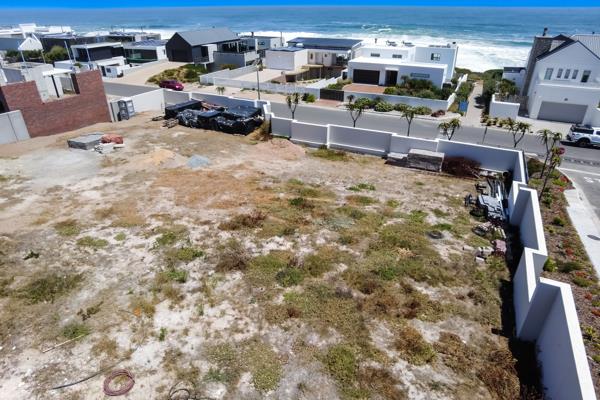 701 m² Land