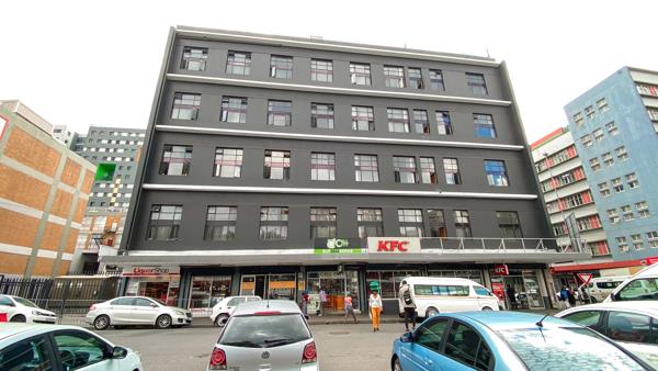 424  m² Retail Space