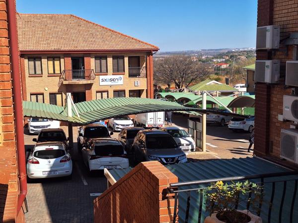 200  m² Commercial space