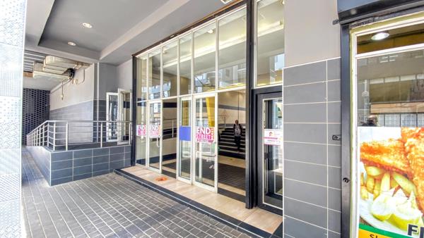 30  m² Retail Space