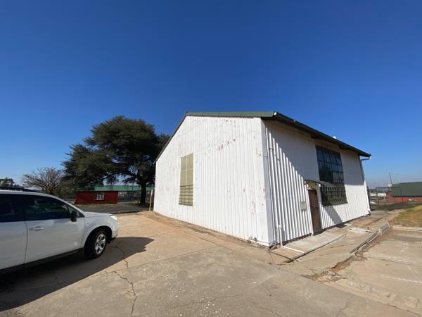 170  m² Industrial space