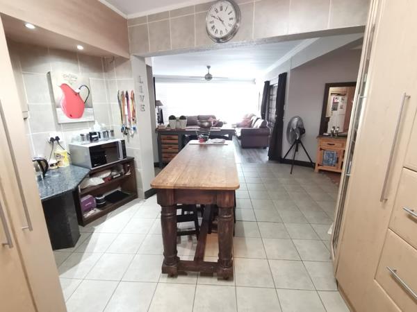 8 Bedroom House