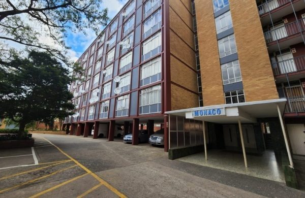 2.5 Bedroom Apartment