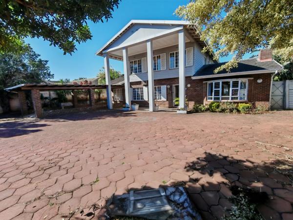 5 Bedroom House