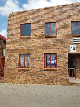 283  m² Commercial space